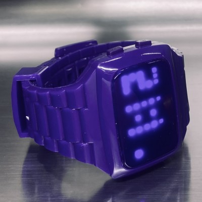 	 LIFE EVOLUTION DESIGN: Multifunction LED Watch 