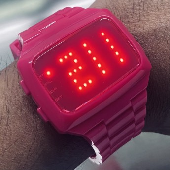 LIFE EVOLUTION DESIGN: Multifunction LED Watch