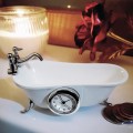 CLAWFOOT BATHTUB VINTAGE STYLE MINIATURE COLLECTIBLE BATHROOM MINI CLOCK