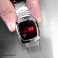 COMMODORE AUTHENTIC VINTAGE 1970s RED DISPLAY LED WATCH MINT CONDITION NOS