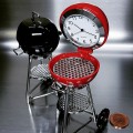BARBECUE GRILL MINIATURE COLLECTIBLE DESK CLOCK