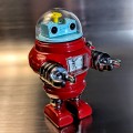RETRO ROBOT SCI-FI MINI DESK CLOCK